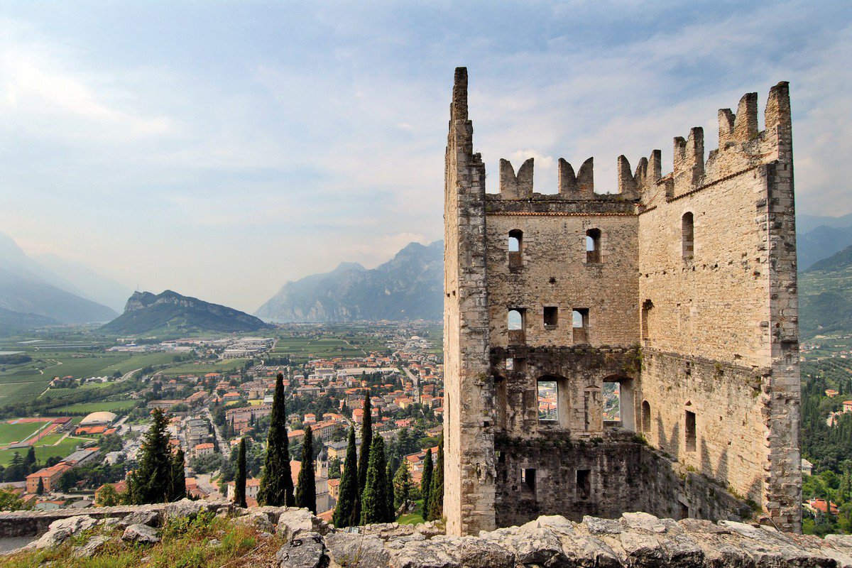 Castel Arco